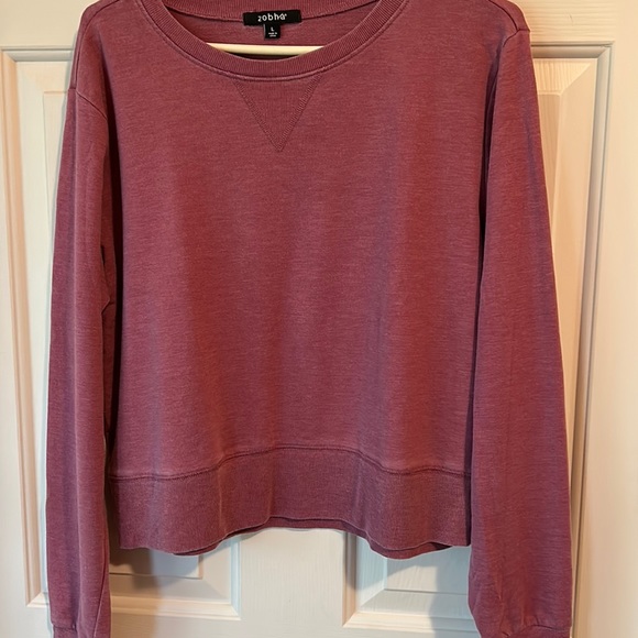 Tops - LightweightvSweatshirt never worn Size L cropped